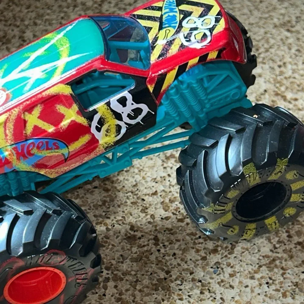 Hot 🥵 Wheels 🛞 Monster Truck 68 🛻 BIG WHEELS BIG FUN 🤩